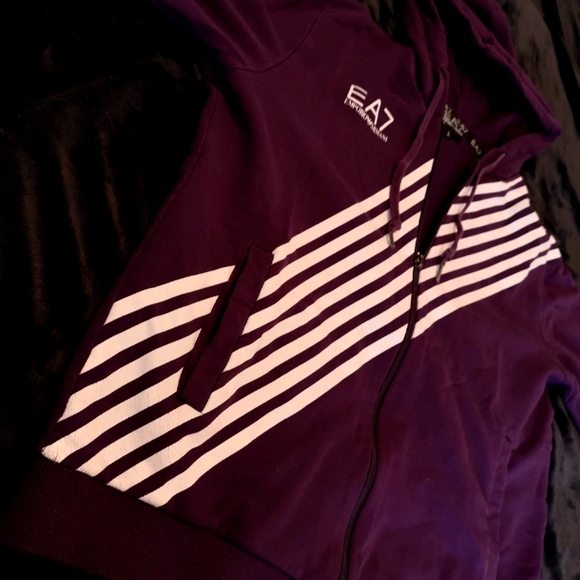 Emporio Armani deep purple hoodie women’s size medium - Picture 6 of 10